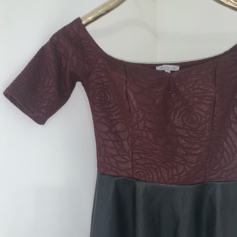 Charlotte Russe Peplum Top - Picture 2 of 8